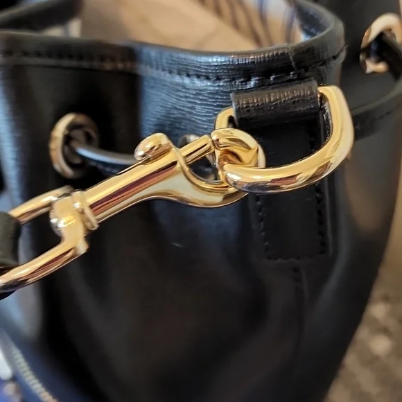 Dooney and Bourke pc bag set